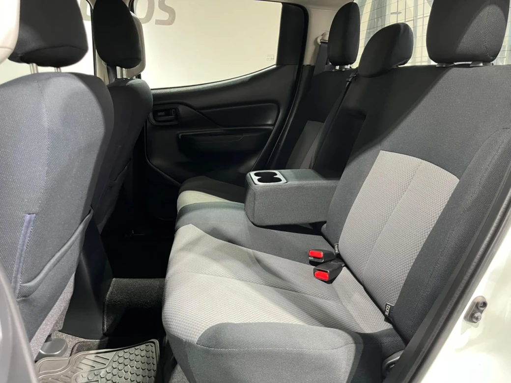 imagen 0 de vehiculo con id 2209